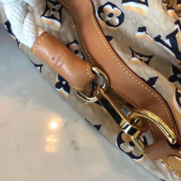 Authentic Limited Edition Louis Vuitton “Cruise Bulles” Handbag - Picture 5 of 7